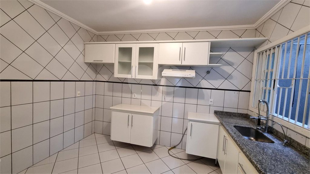 Casa à venda com 3 quartos, sendo 1 suíte,  no condomínio Residencial Villagio, São Paulo - SP