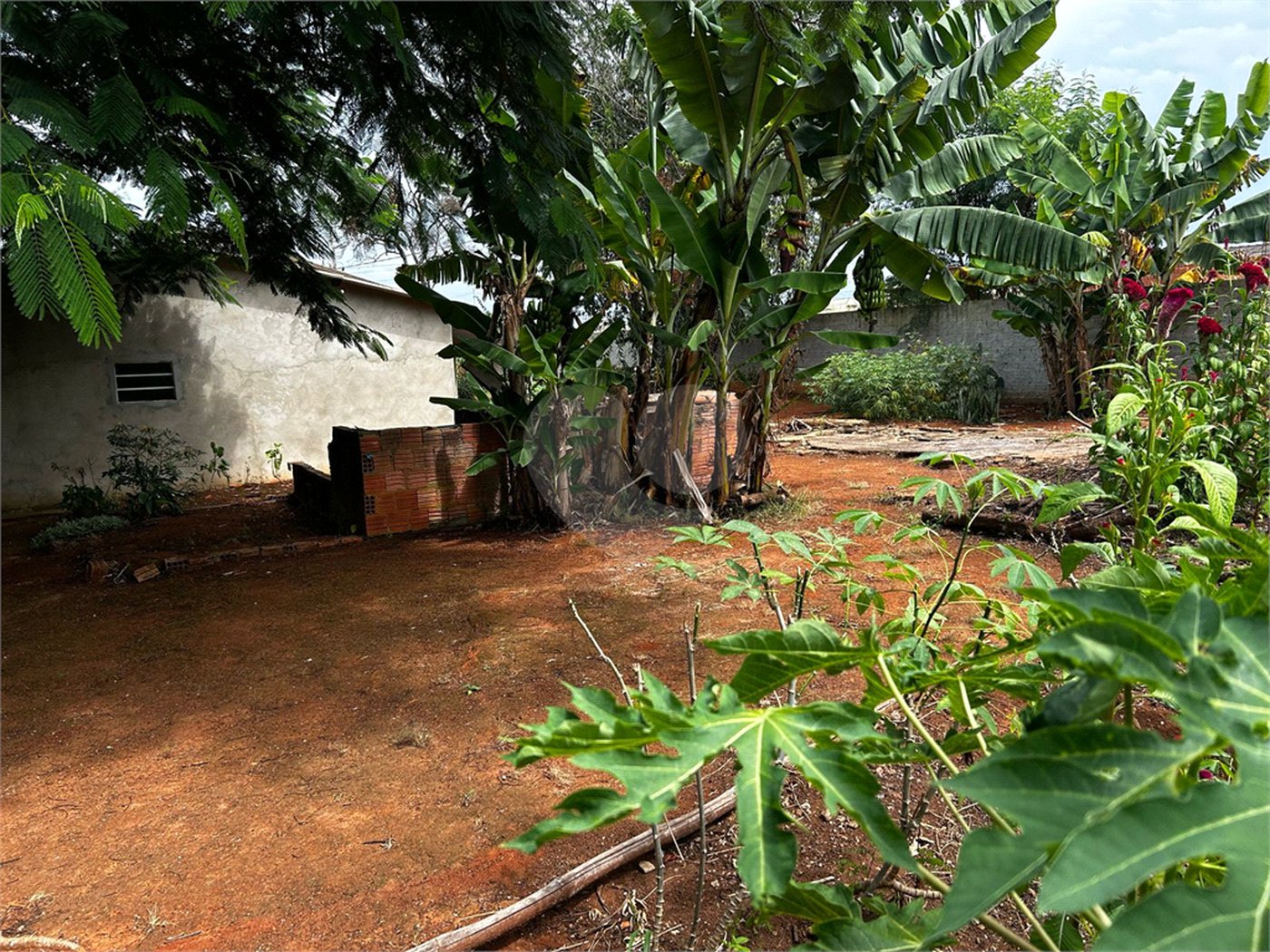 Casa à venda com 3 quartos, sendo 2 suítes, em Vila Mazzei, Itapetininga, SP