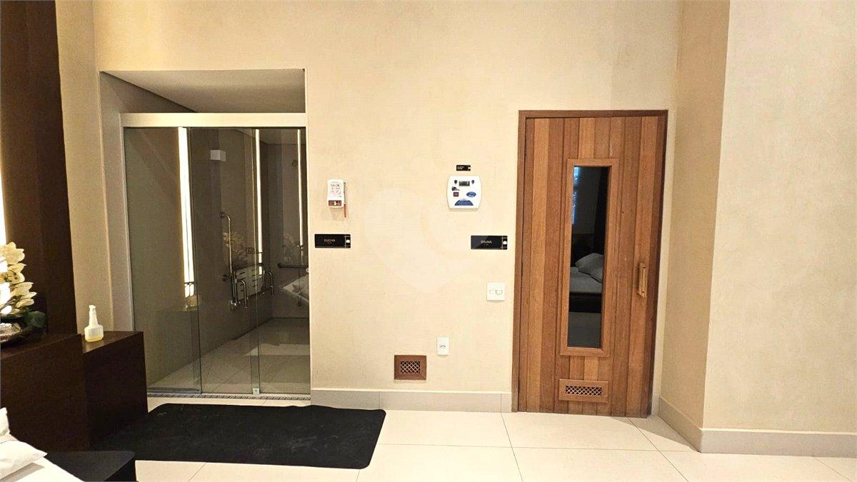 Apartamento à venda ou para alugar com 3 suítes em Chácara Santo Antônio, São Paulo, SP