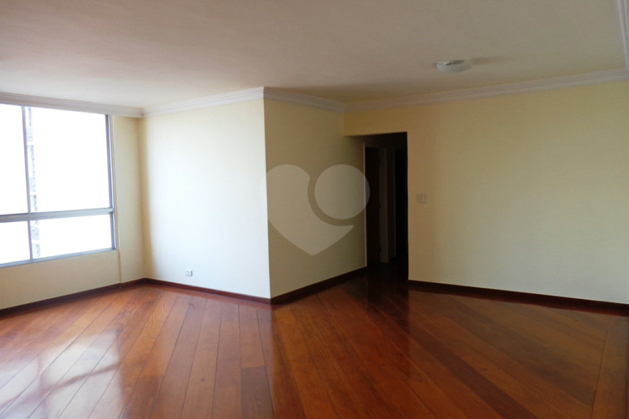 Apartamento à venda com 4 quartos, sendo 1 suíte,  em Santana, São Paulo, SP