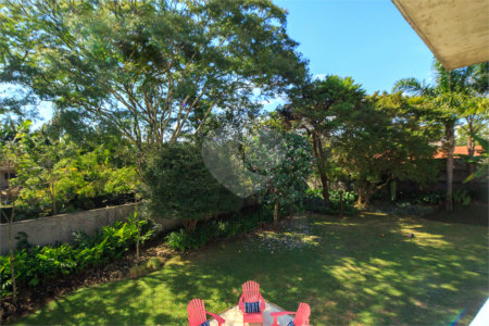 Sobrado à venda com 5 suítes em Jardim Cordeiro, São Paulo, SP
