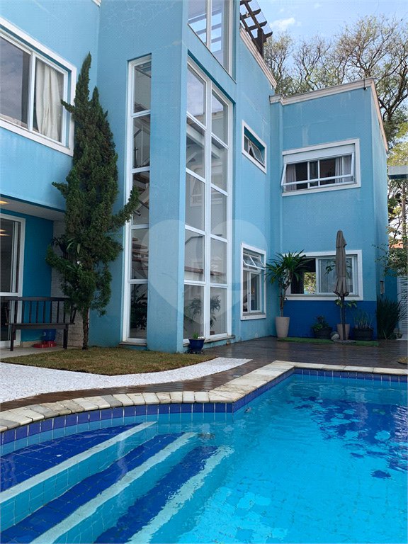Casa à venda com 4 suítes em Santana, São Paulo, SP