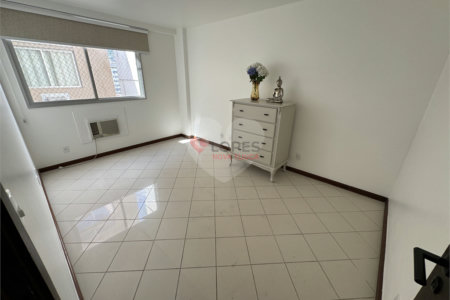 Apartamento à venda com 4 quartos, sendo 1 suíte, em Tijuca, Rio de Janeiro, RJ