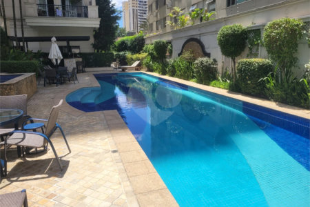 Apartamento à venda com 3 quartos, sendo 2 suítes, em Vila Uberabinha, São Paulo, SP