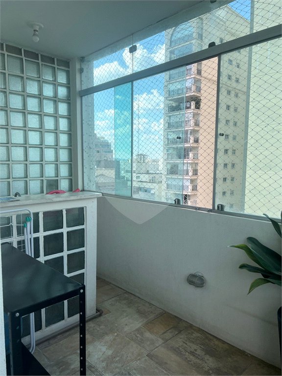 Cobertura à venda ou para alugar com 5 quartos, sendo 2 suítes, em Santa Cecília, São Paulo, SP