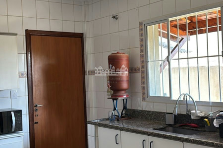 Casa à venda com 2 quartos, sendo 1 suíte, em Jardim dos Pinheiros, Atibaia, SP