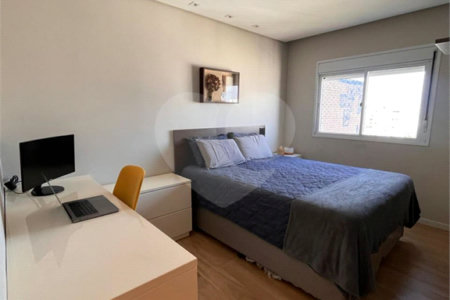 Apartamento à venda com 2 quartos, sendo 1 suíte, em Parque Reboucas, São Paulo, SP