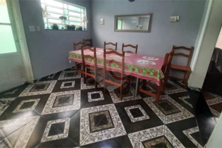 Sobrado à venda com 5 quartos, sendo 1 suíte, em Jardim Sabará, São Paulo, SP