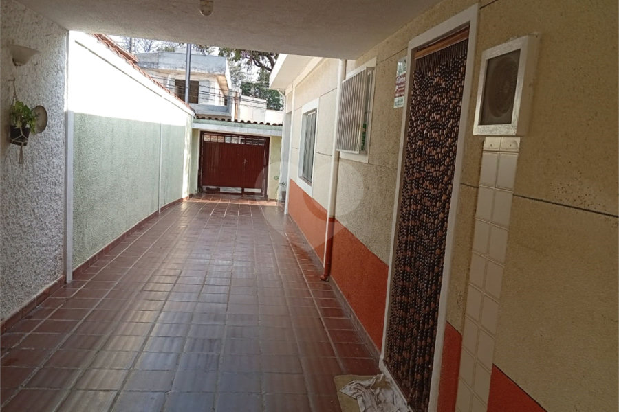 Casa Térrea à venda com 4 quartos, sendo 1 suíte, em Jardim Regina, São Paulo, SP