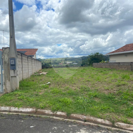 Terreno à venda em Pinheirinho, Vinhedo, SP