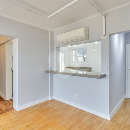 Apartamento à venda com 2 quartos, sendo 1 suíte,  em Santo Amaro, São Paulo, SP