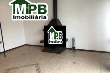 Sobrado à venda com 4 quartos, sendo 2 suítes, em Jardim Pagliato, Sorocaba, SP