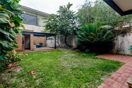 Casa à venda com 3 quartos, sendo 2 suítes, em Jardim América, São Paulo, SP