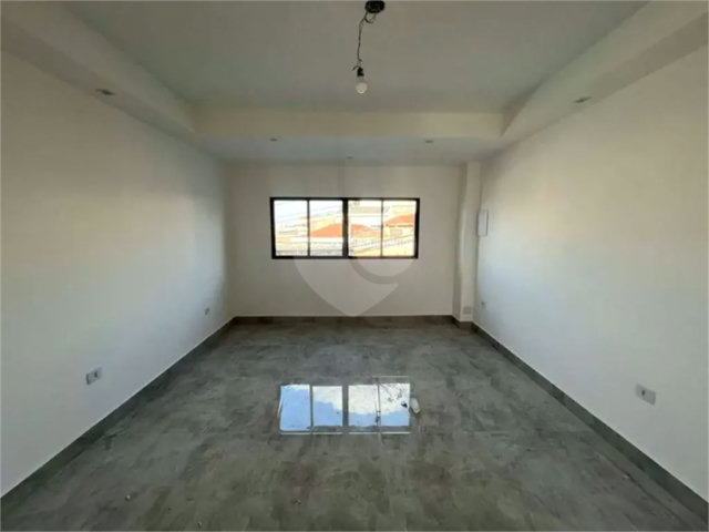 Sobrado à venda com 3 quartos, sendo 1 suíte,  em Vila Bonilha, São Paulo, SP