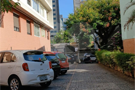 Apartamento à venda com 2 quartos em Vila Mariana, São Paulo, SP