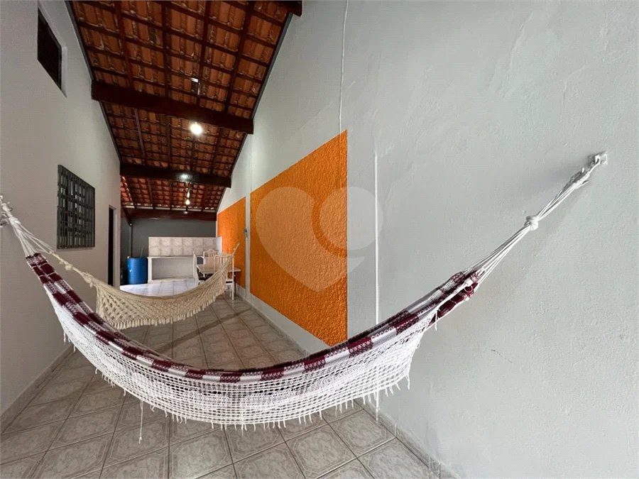CASA NA PRAIA A POUCOS PASSOS DO MAR TERRENO AMPLO E EXCELENTE ESPAÇO PARA TODA A FAMÍLIA