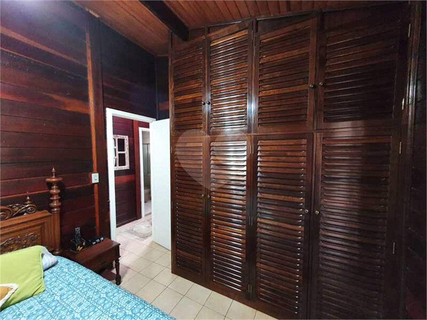 Chácara à venda com 3 quartos, sendo 1 suíte,  em Lago Azul, Araçoiaba da Serra, SP