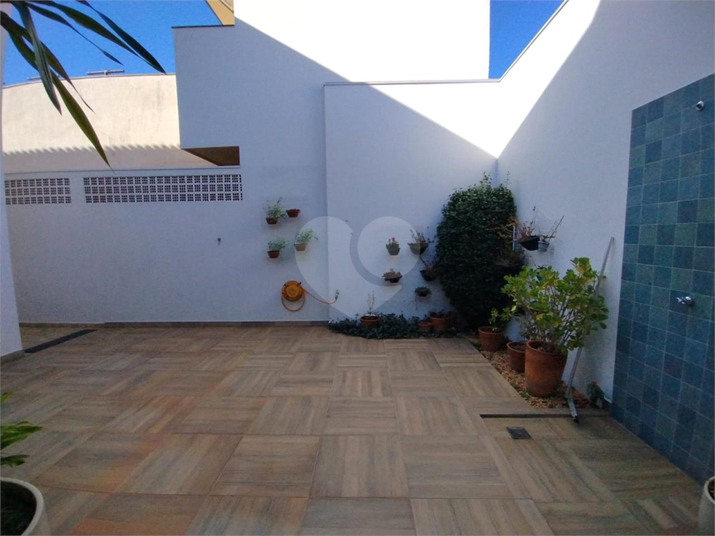 Casa à venda ou para alugar com 3 suítes em Jardim Itália, Itapetininga, SP