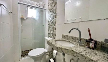 Apartamento Residencial à venda, Vila Guilhermina, Praia Grande - AP1374.