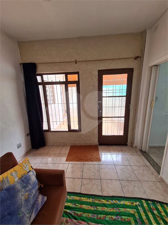 Casa à venda com 6 quartos em Vila dos Remédios, São Paulo, SP
