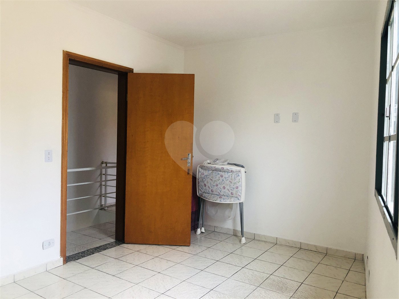 Sobrado à venda com 3 quartos, sendo 1 suíte, em Vila Romero, São Paulo, SP