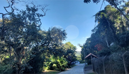 Terreno à venda no condomínio Alpes da Cantareira, Mairiporã - SP