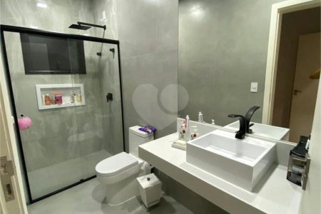 Casa à venda com 3 quartos, sendo 1 suíte,  no condomínio Residencial Mantova, Indaiatuba - SP