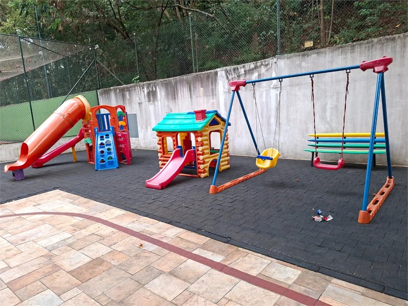 Cobertura à venda com 4 quartos, sendo 3 suítes, em Vila Progredior, São Paulo, SP