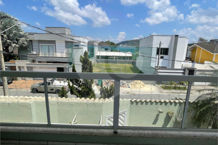 Casa à venda com 5 quartos, sendo 1 suíte, no condomínio Residencial Green Ville, Rio de Janeiro - RJ