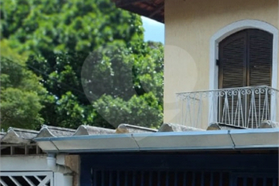 Sobrado à venda com 3 quartos, sendo 1 suíte, em Tremembé, São Paulo, SP