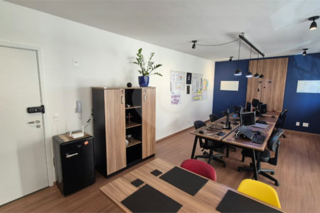 Sala Comercial moderna bem localizada .