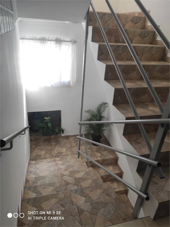Sobrado à venda com 1 suíte em Jardim Luciana, Itaquaquecetuba, SP