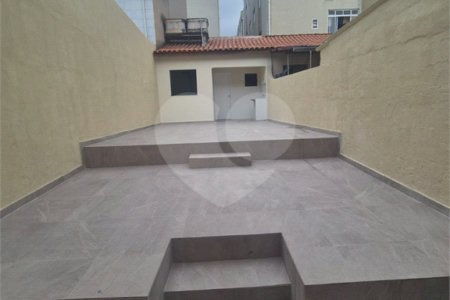 Casa à venda com 2 quartos, sendo 1 suíte,  em Vila Maricy, Guarulhos, SP