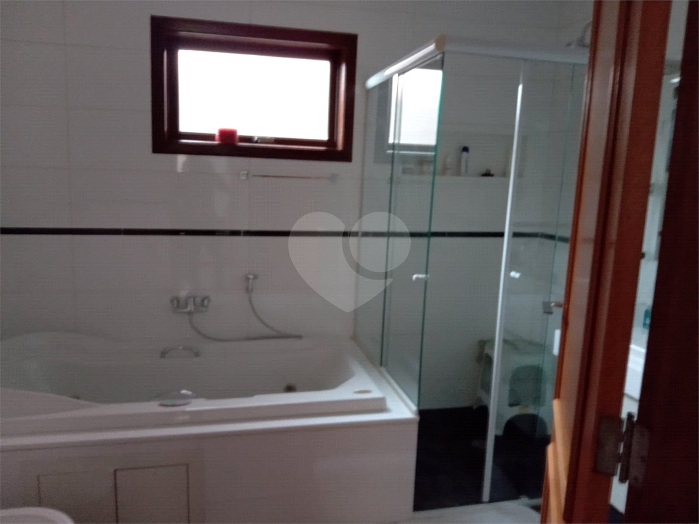 Casa à venda com 3 quartos, sendo 2 suítes, em Cidade Jardim, Mairiporã, SP
