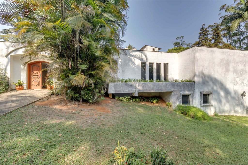 Casa à venda com 4 suítes no condomínio Chácara Flora, São Paulo - SP