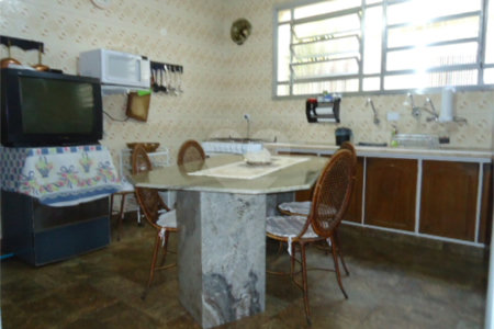 Sobrado à venda com 4 quartos em Santa Teresinha, São Paulo, SP