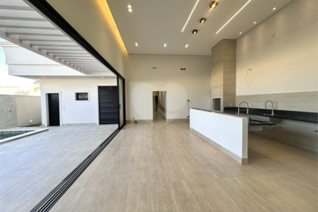 Casa à venda com 3 suítes no condomínio Residencial Florais Itália, Cuiabá - MT