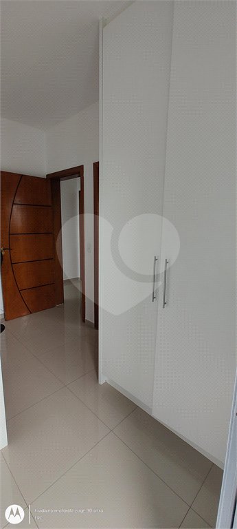 Sobrado à venda com 3 suítes em Jardim das Palmeiras, Atibaia, SP