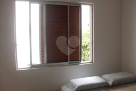 Apartamento à venda com 3 quartos, sendo 1 suíte,  em Pinheiros, São Paulo, SP