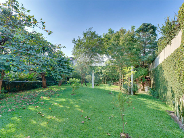 Terreno à venda em Jardim Petropolis, São Paulo, SP