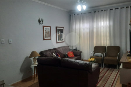 Casa à venda com 4 quartos, sendo 1 suíte,  em Vila Rosália, Guarulhos, SP