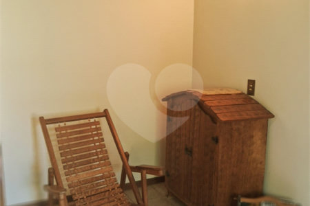 Casa à venda com 3 quartos, sendo 1 suíte, no condomínio Acmti - Colinas do Mosteiro, Terras de Itaici e Recanto dos Pássaros, Indaiatuba - SP