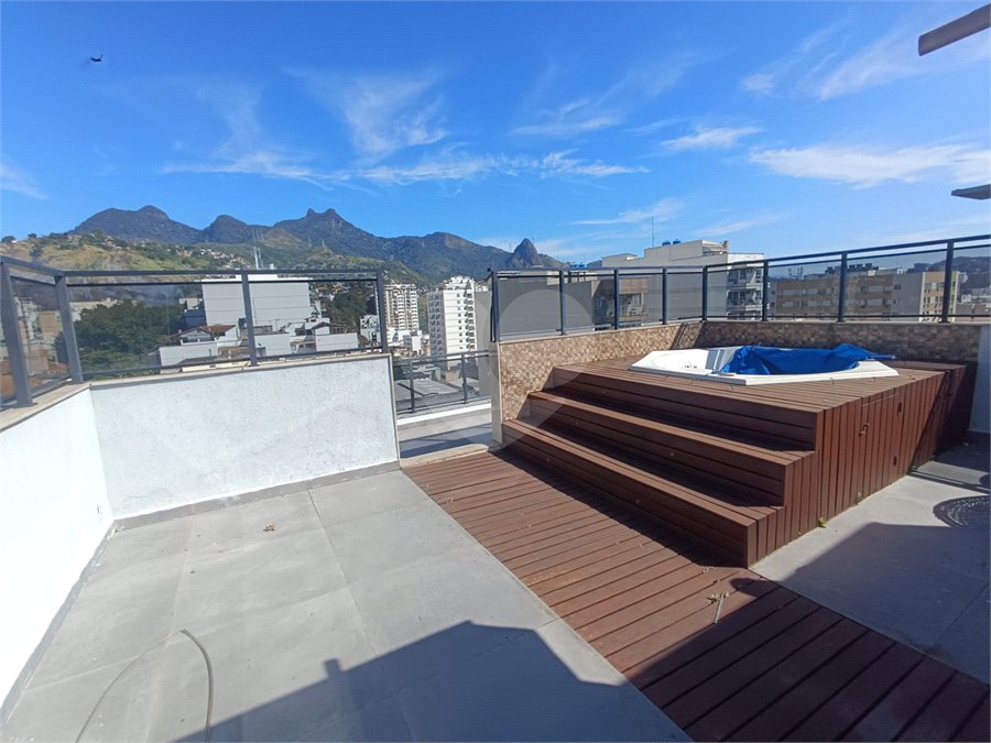 Cobertura à venda com 3 quartos, sendo 2 suítes, em Tijuca, Rio de Janeiro, RJ