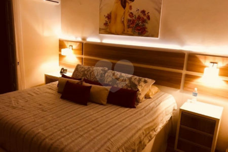 Apartamento à venda com 2 quartos em Vila Alexandria, São Paulo, SP