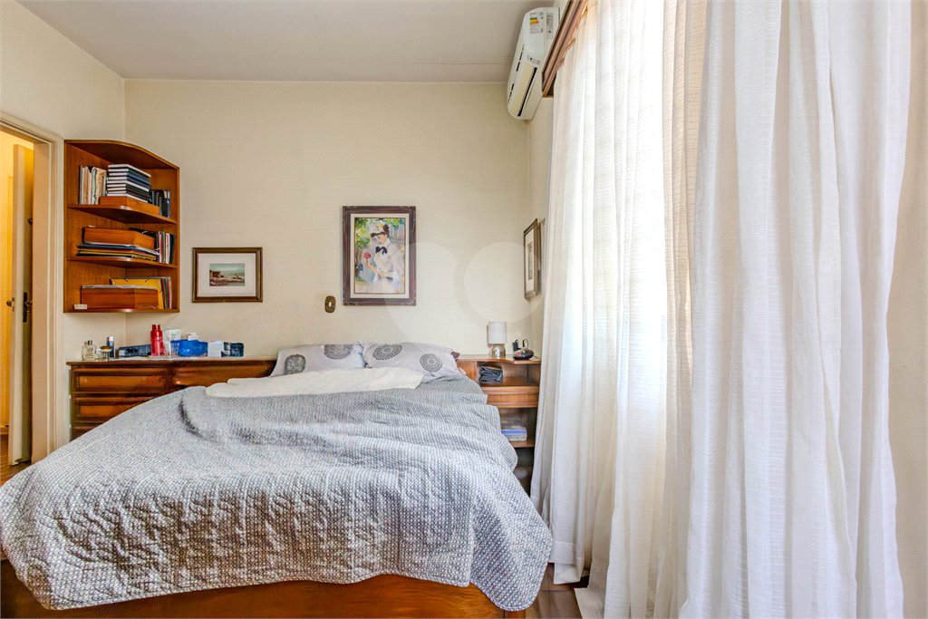 Sobrado à venda com 4 quartos, sendo 1 suíte,  em Vila Cruzeiro, São Paulo, SP
