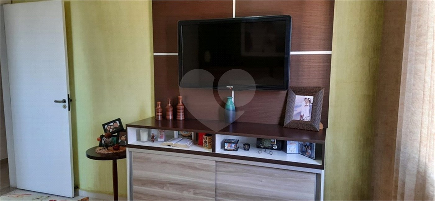 Apartamento à venda com 3 quartos, sendo 1 suíte,  em Vila Pagano, Valinhos, SP