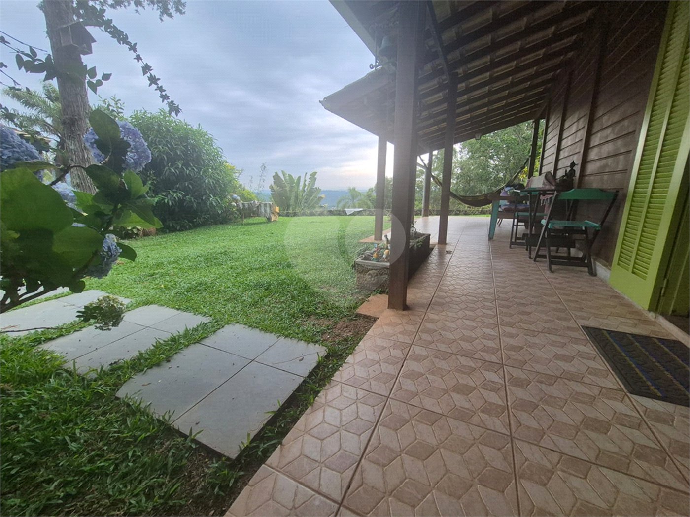Casa à venda com 2 quartos, sendo 1 suíte, no condomínio Sausalito, Mairiporã - SP
