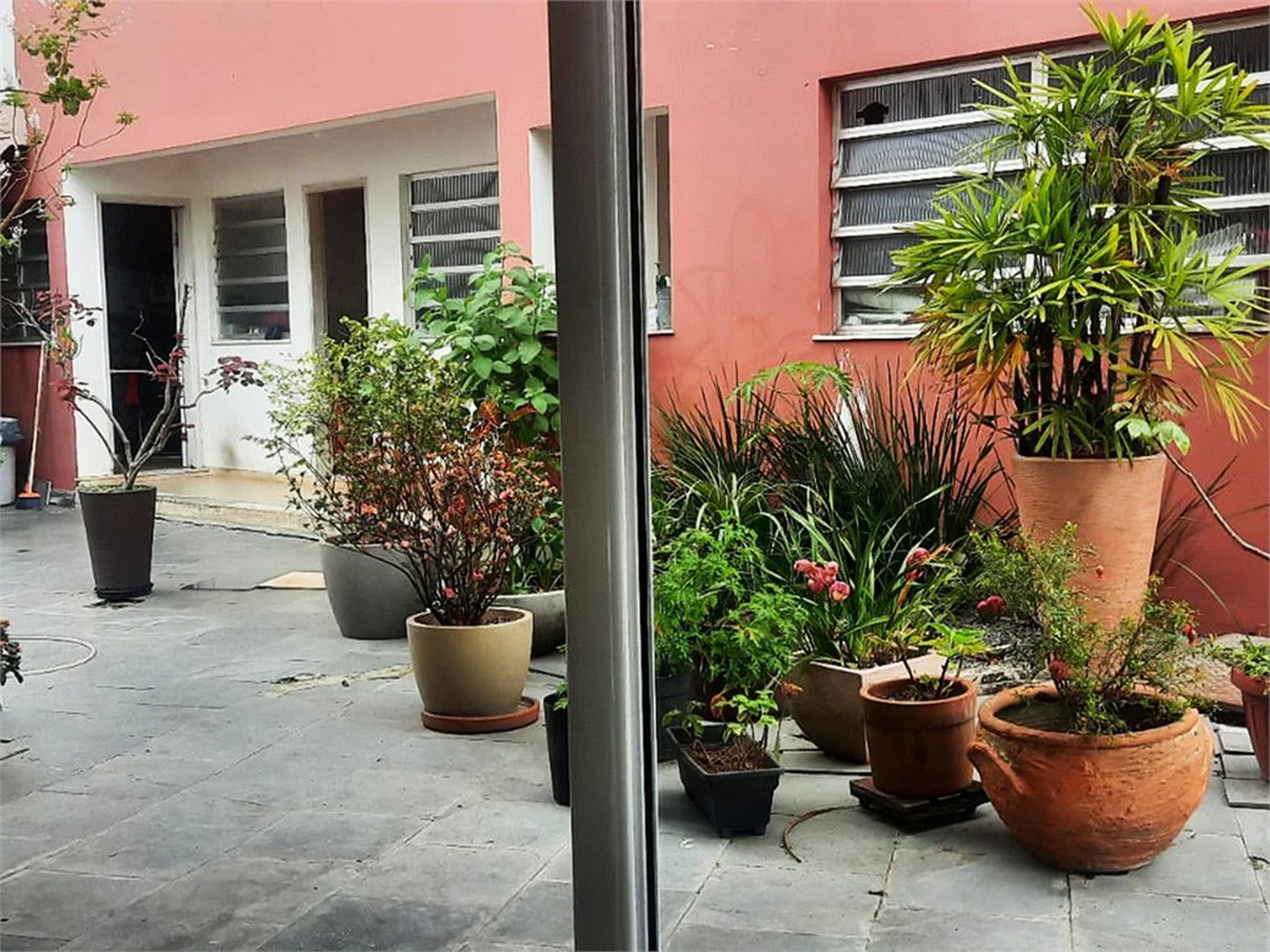 Sobrado à venda com 4 quartos, sendo 2 suítes,  em Bela Aliança, São Paulo, SP