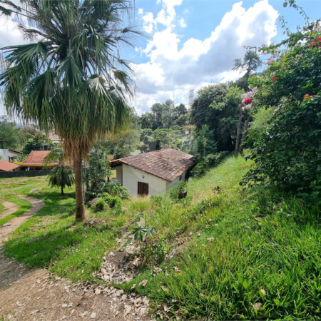 Casa à venda com 3 quartos, sendo 1 suíte, no condomínio São Joaquim, Vinhedo - SP