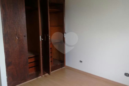 Casa Térrea à venda com 3 quartos, sendo 1 suíte, em Parada Inglesa, São Paulo, SP